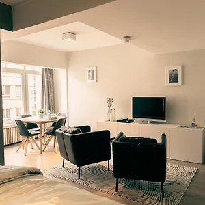 ruime-2-pers-studio-bij-casino-oostende-geniet-van-zee.bruges-hotels.info/